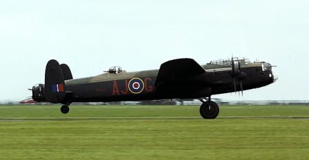 Бомбардировщик 617-го авиакрыла «Avro 683 Lancaster B1»